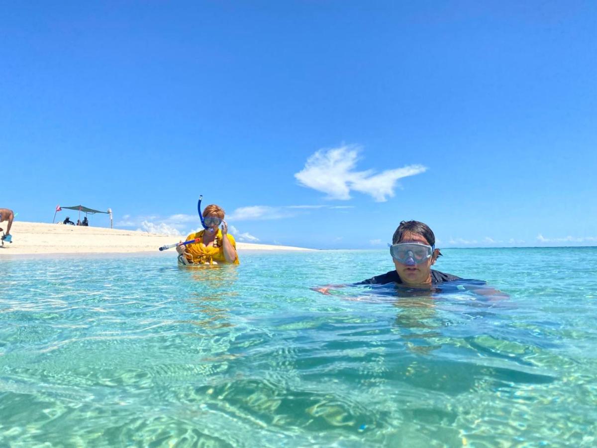 Lui Ushongo Beach House Pangani Kültér fotó